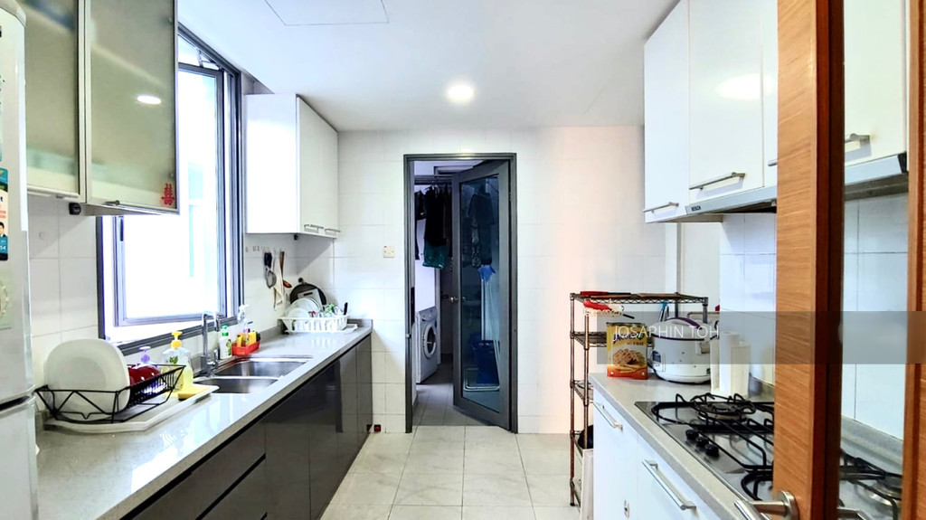The Waterina (D14), Apartment #226135731